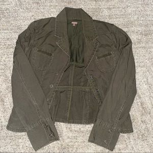 HALOGEN | Cropped army green utility jacket